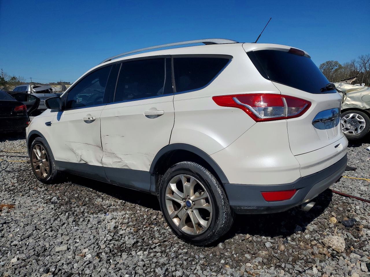 2015 FORD ESCAPE TITANIUM — снимка 2