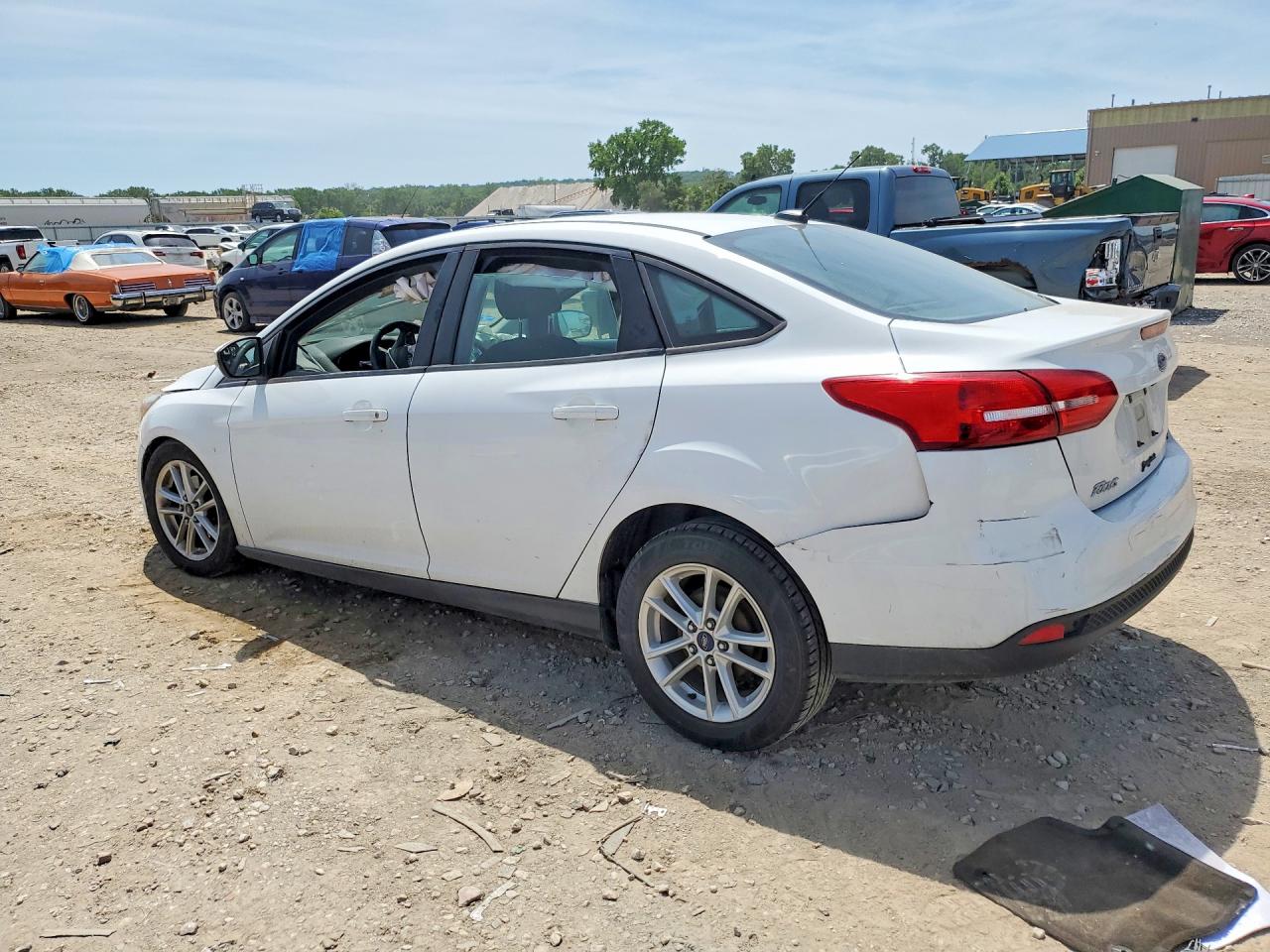 2017 FORD FOCUS SE — снимка 2