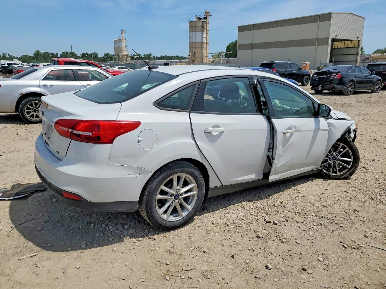 2017 FORD FOCUS SE — снимка 3