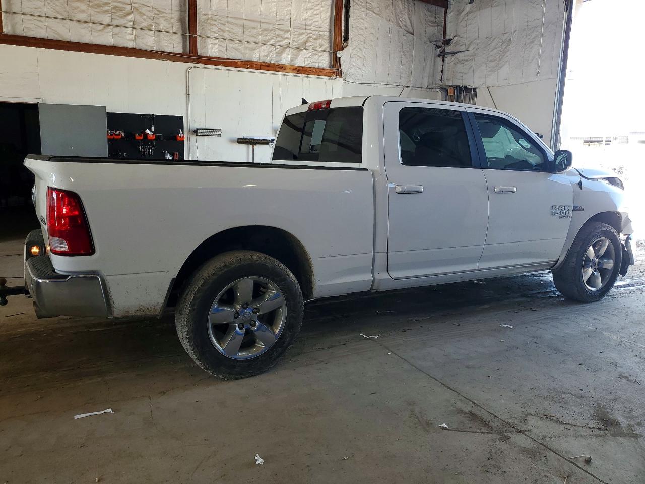 2019 RAM 1500 CLASSIC SLT — снимка 3
