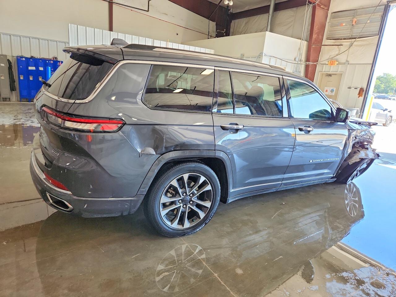2022 JEEP GRAND CHEROKEE L OVERLAND — снимка 3