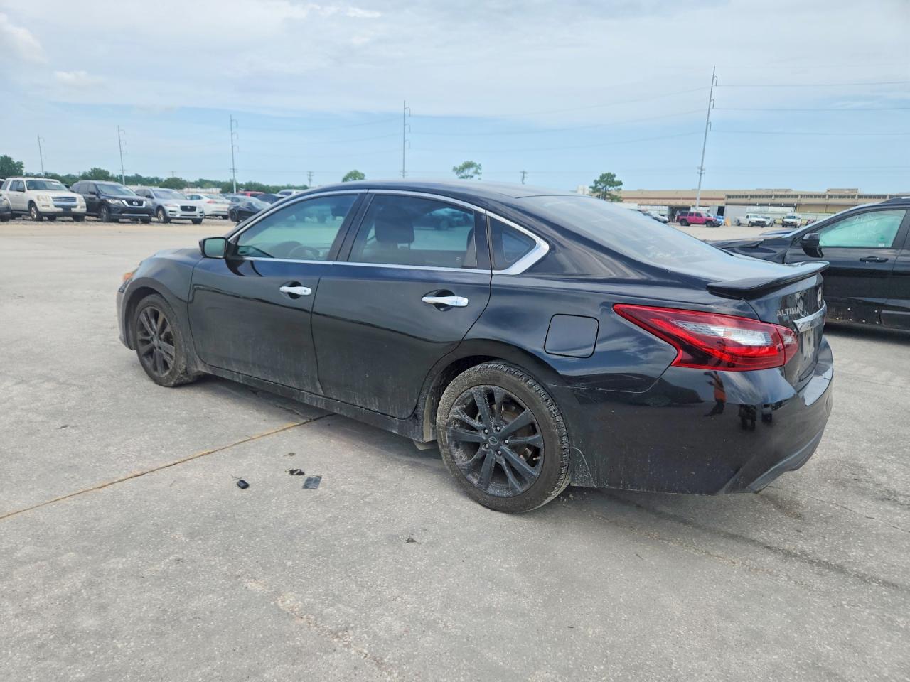 2017 NISSAN ALTIMA 2.5 SR — снимка 2