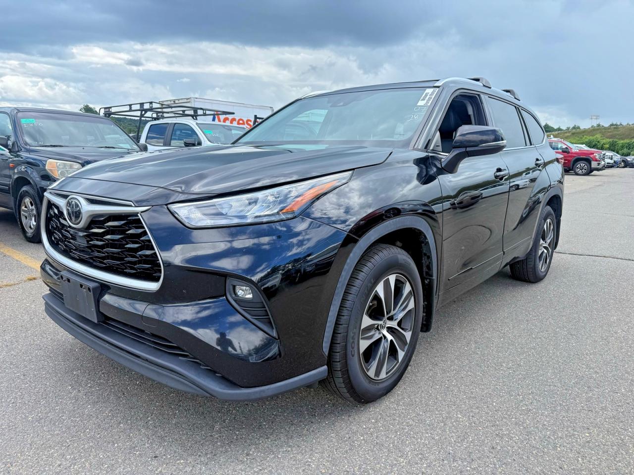 2020 TOYOTA HIGHLANDER XLE — снимка 2