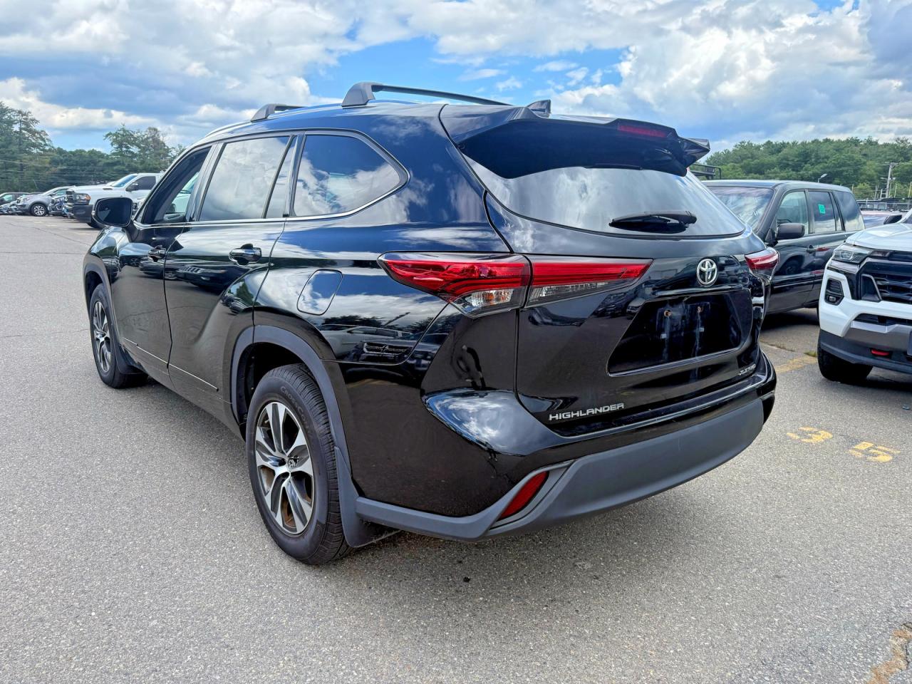 2020 TOYOTA HIGHLANDER XLE — снимка 3