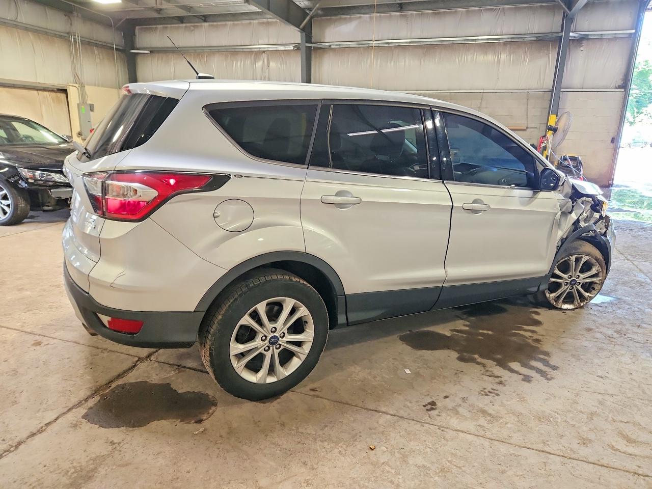 2017 FORD ESCAPE SE — снимка 3