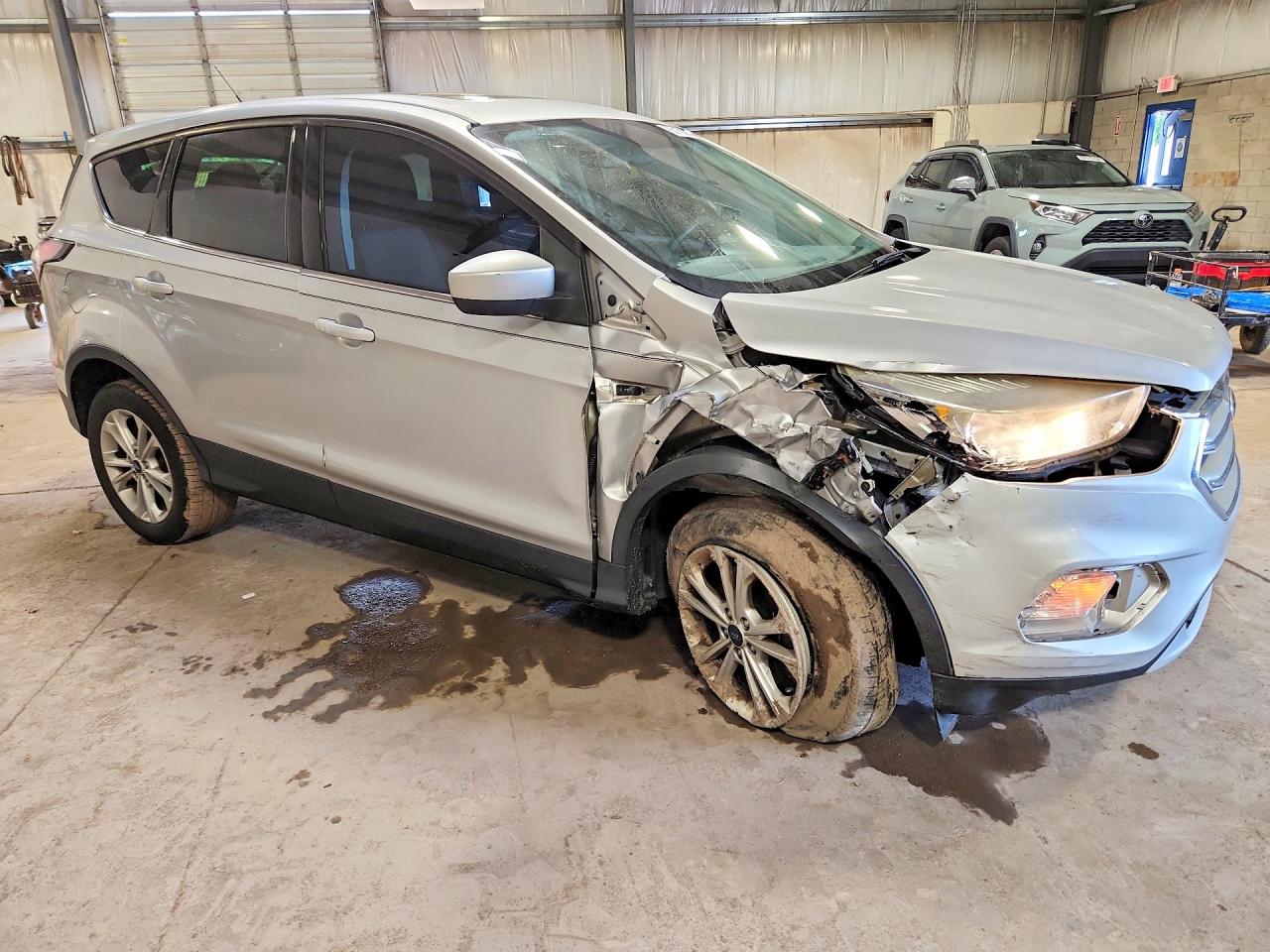 2017 FORD ESCAPE SE — снимка 4