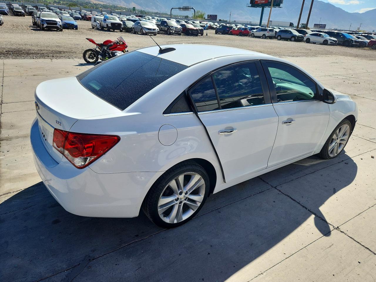 2016 CHEVROLET CRUZE LIMITED LTZ — снимка 3