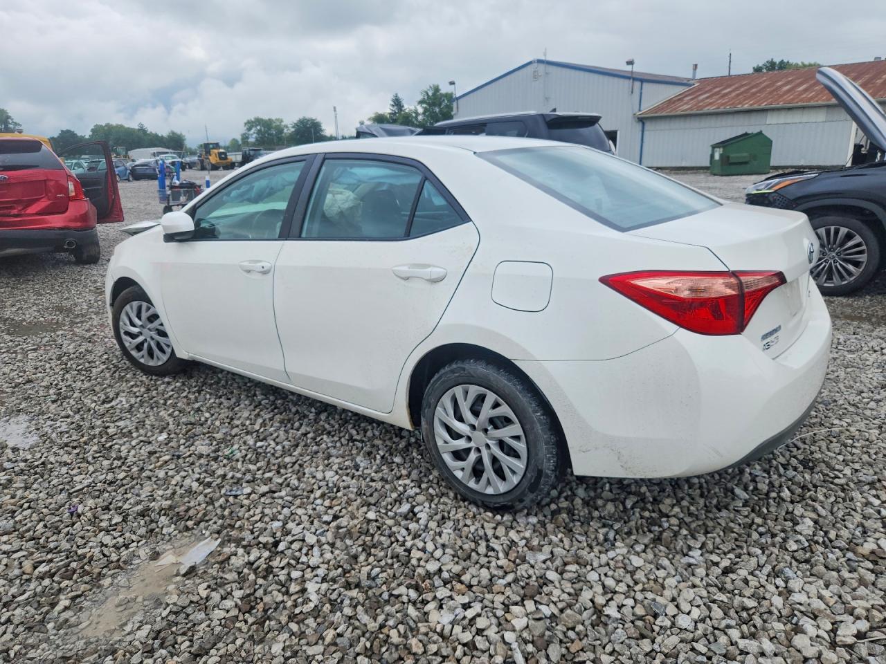 2019 TOYOTA COROLLA LE — снимка 2