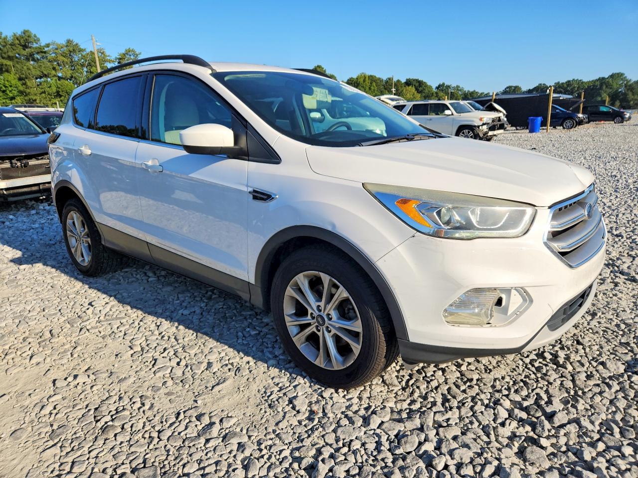 2017 FORD ESCAPE SE — снимка 4