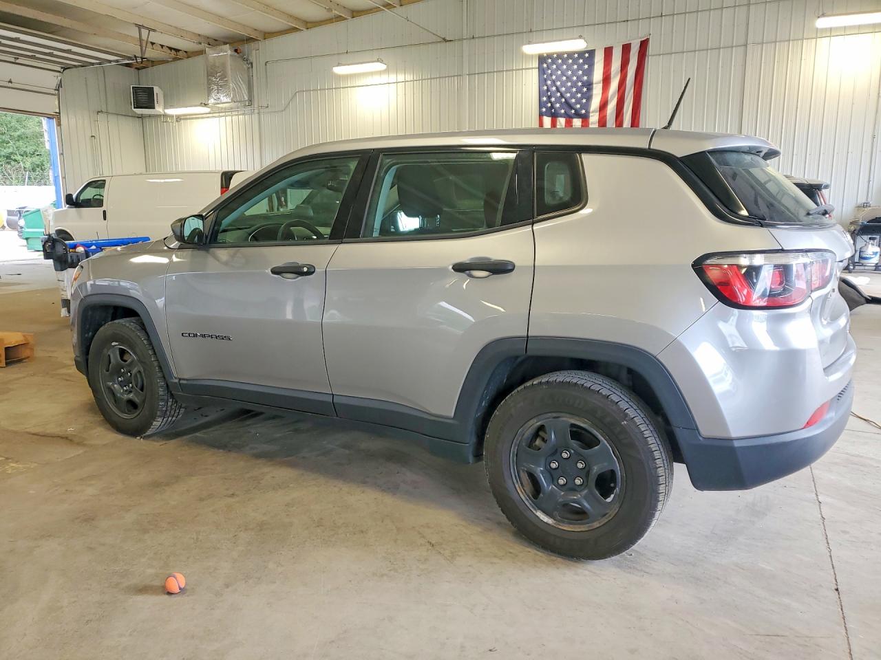 2018 JEEP COMPASS SPORT — снимка 2
