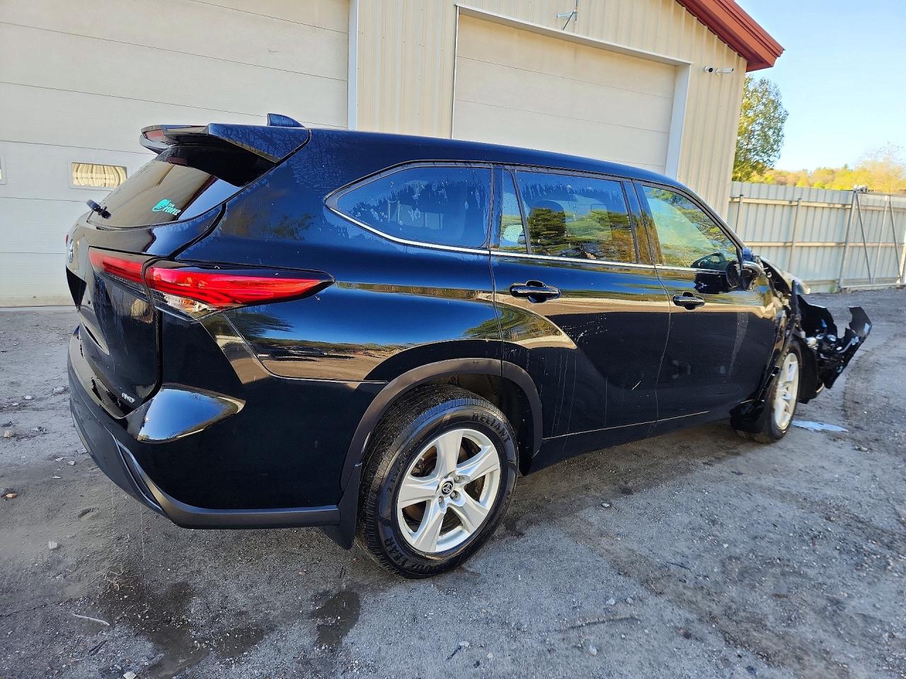 2021 TOYOTA HIGHLANDER L — снимка 3