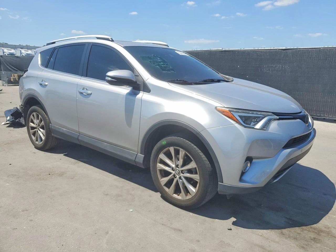 2016 TOYOTA RAV4 LIMITED — снимка 4