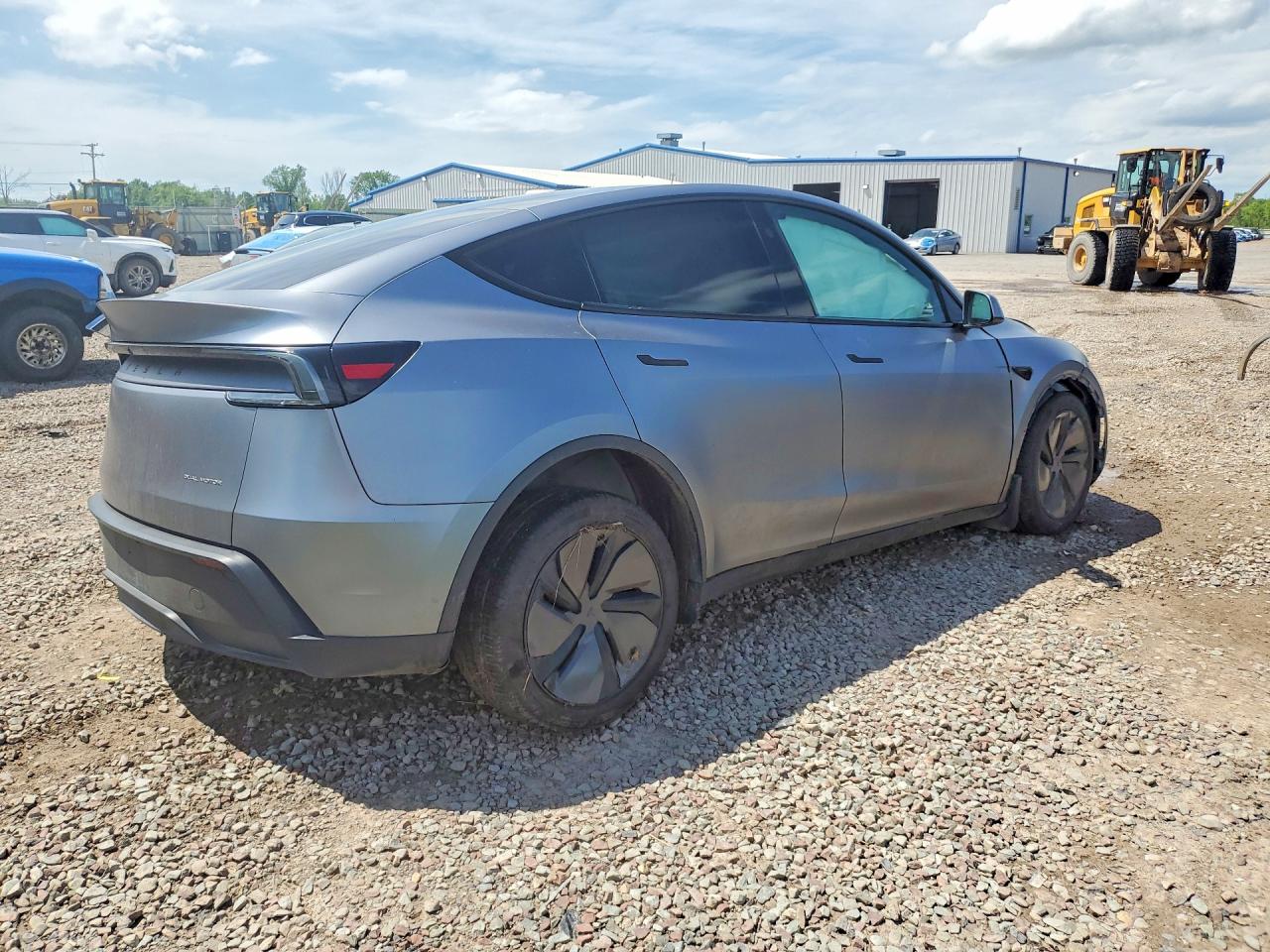 2026 TESLA MODEL Y — снимка 3