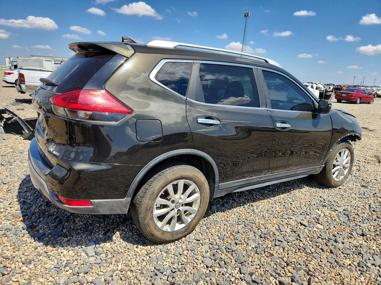 2017 NISSAN ROGUE SV — снимка 3