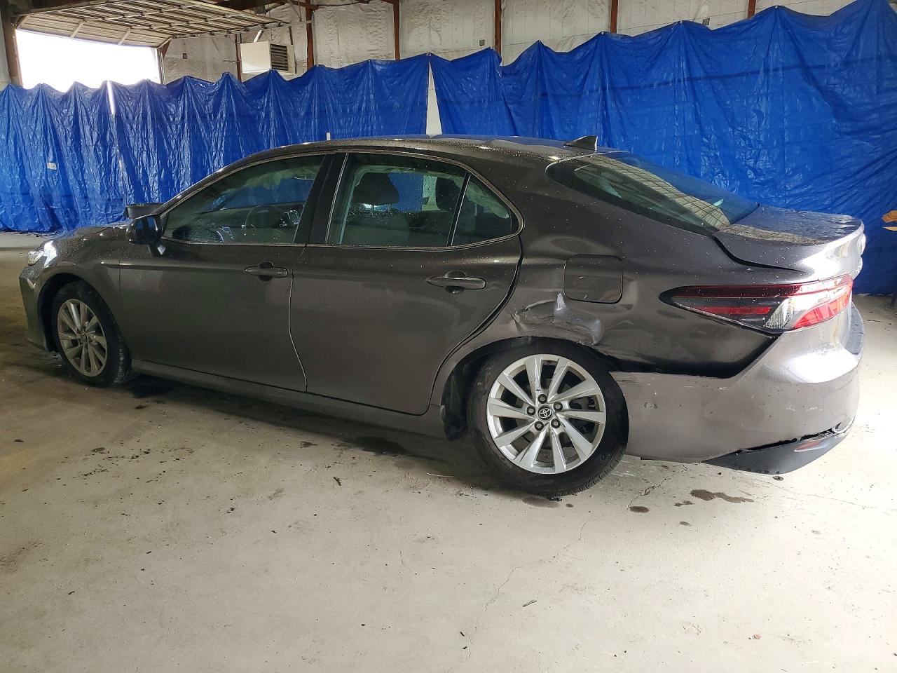 2023 TOYOTA CAMRY LE — снимка 2