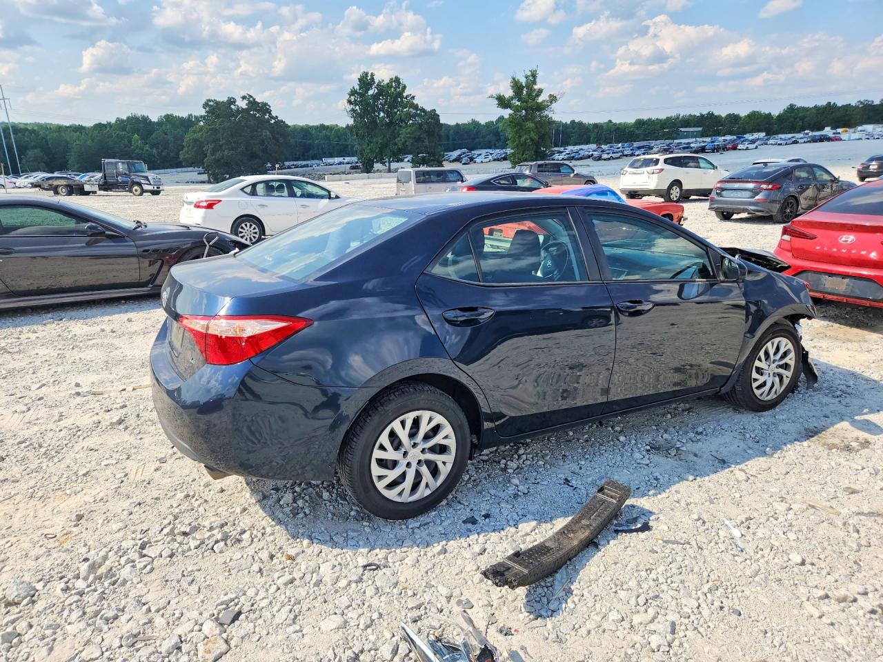 2019 TOYOTA COROLLA LE — снимка 3