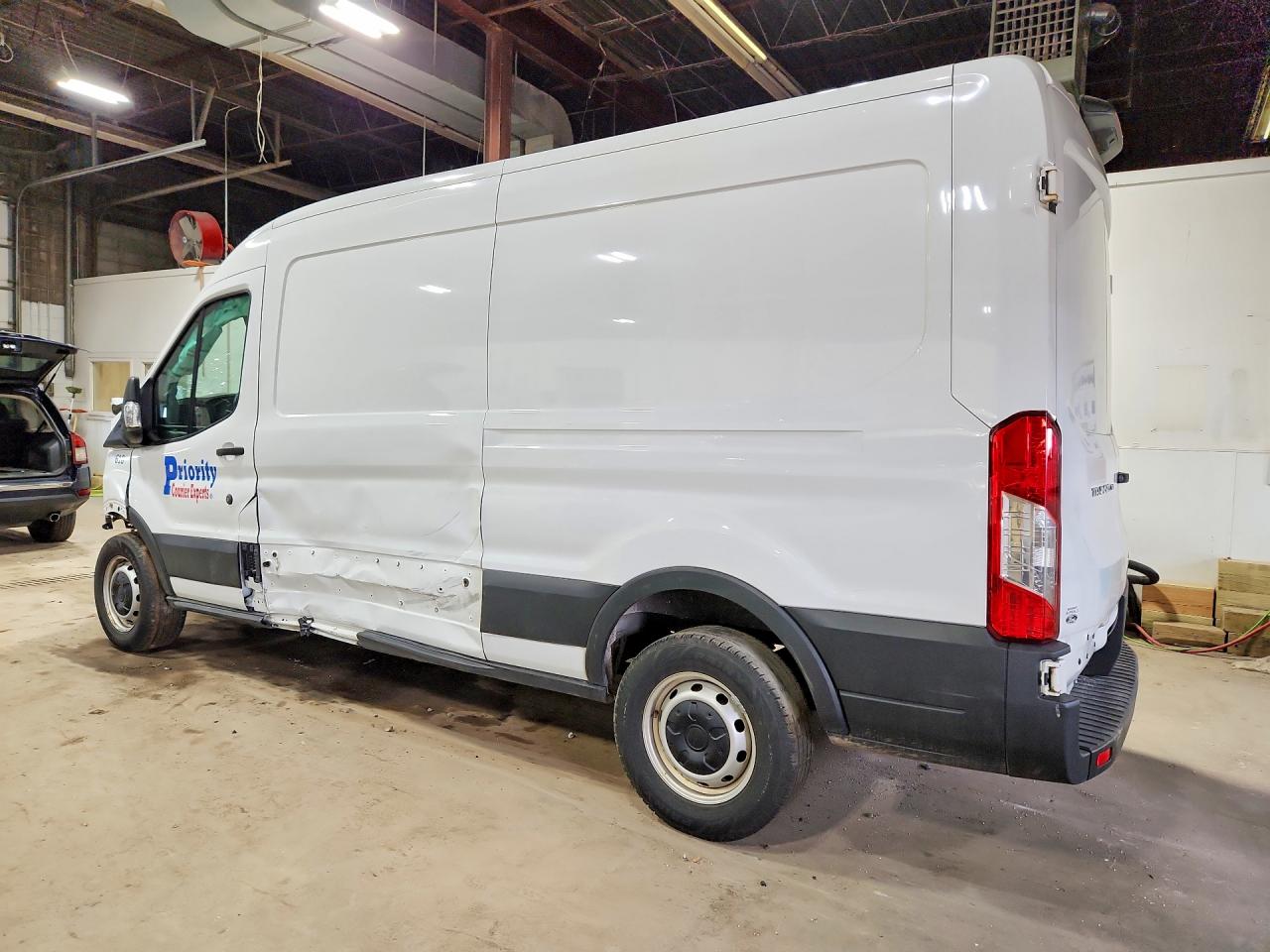2023 FORD TRANSIT T-250 — снимка 2