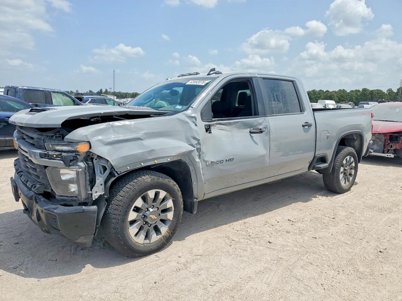 2025 CHEVROLET SILVERADO K2500 CUSTOM