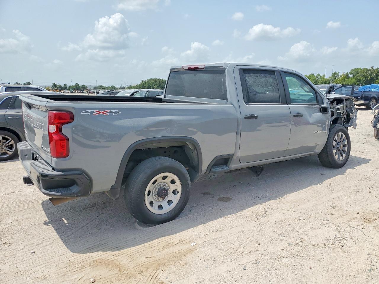 2025 CHEVROLET SILVERADO K2500 CUSTOM — снимка 3
