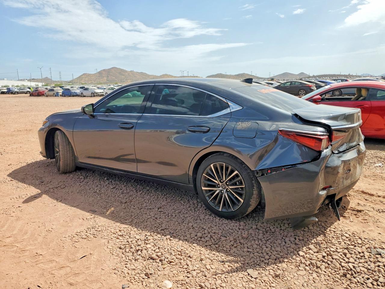 2025 LEXUS ES 350 BASE — снимка 2