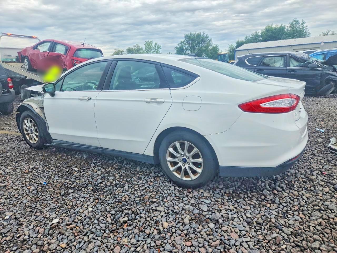 2015 FORD FUSION S — снимка 2