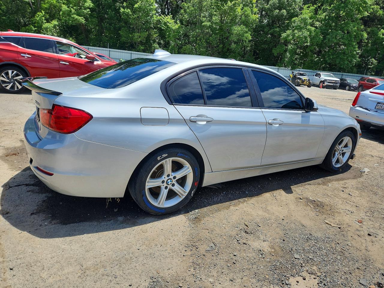 2015 BMW 320 I — снимка 3