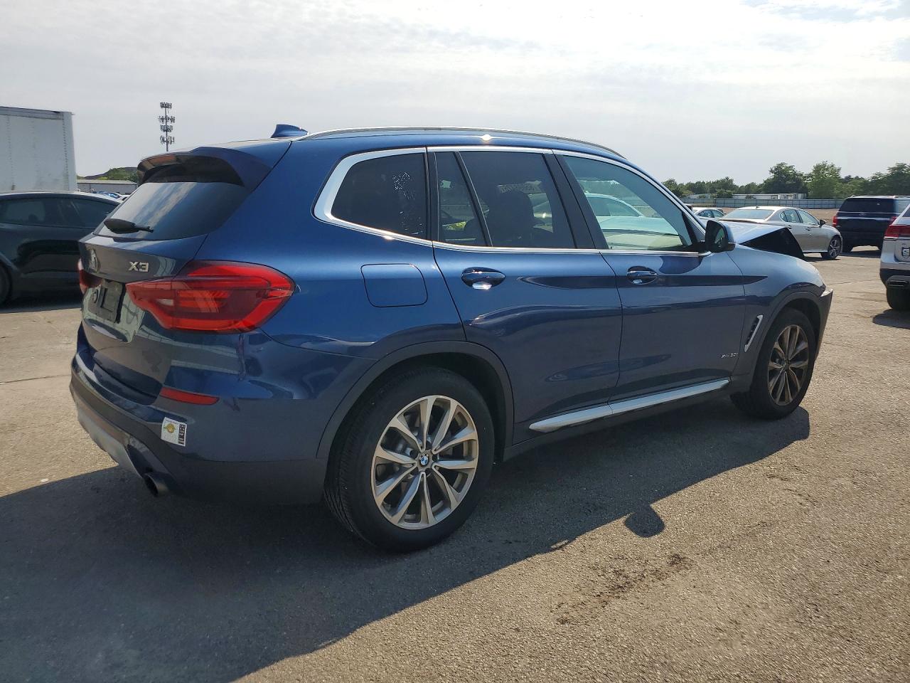 2018 BMW X3 XDRIVE30I — снимка 3