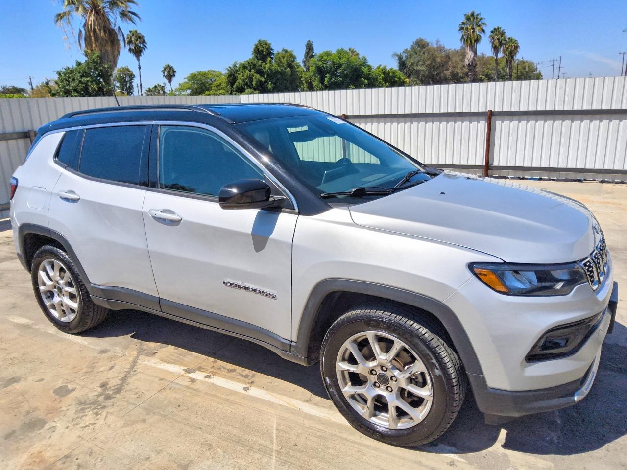 2025 JEEP COMPASS LIMITED — снимка 4