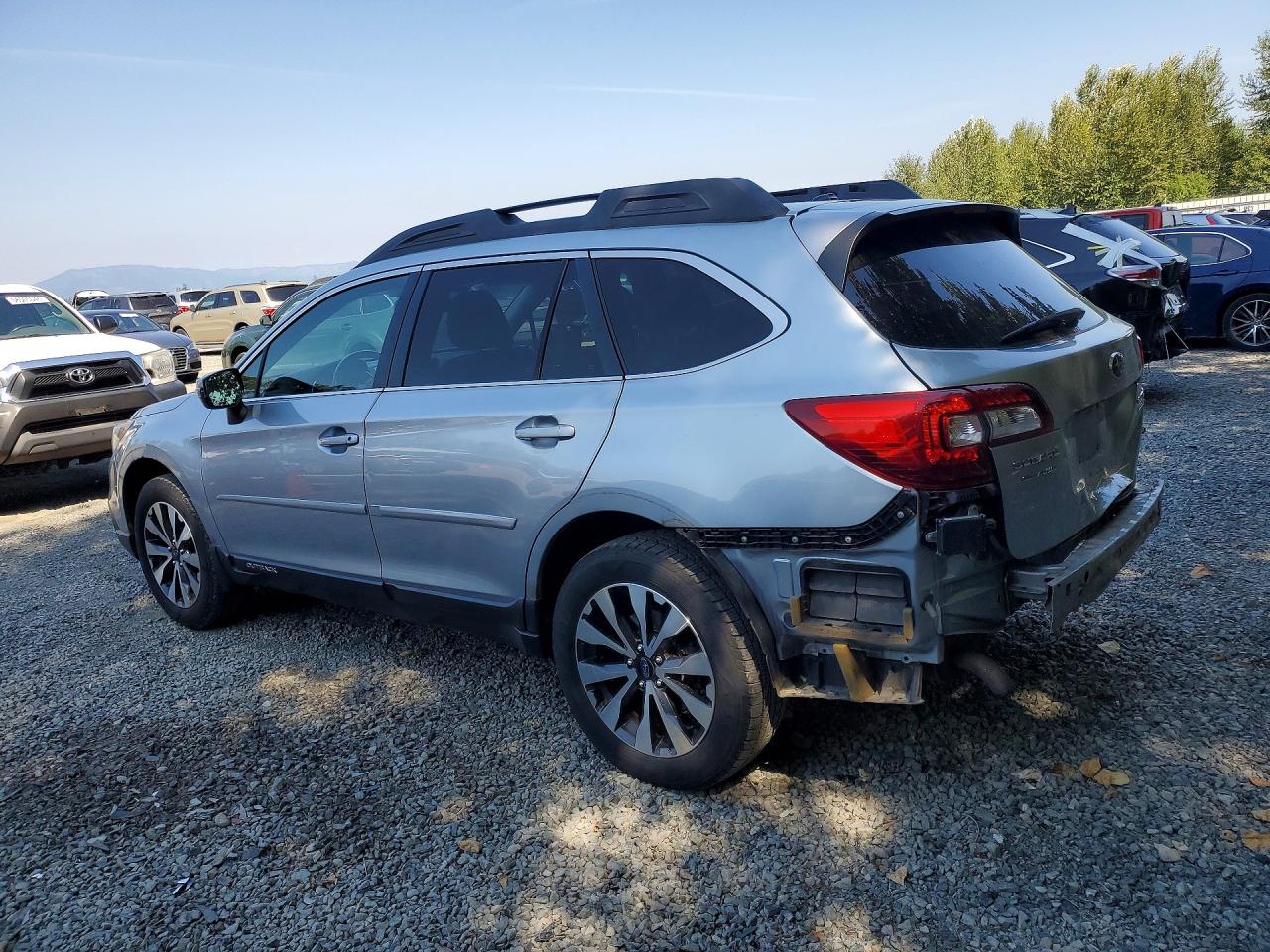 2015 SUBARU OUTBACK 2.5I LIMITED — снимка 2