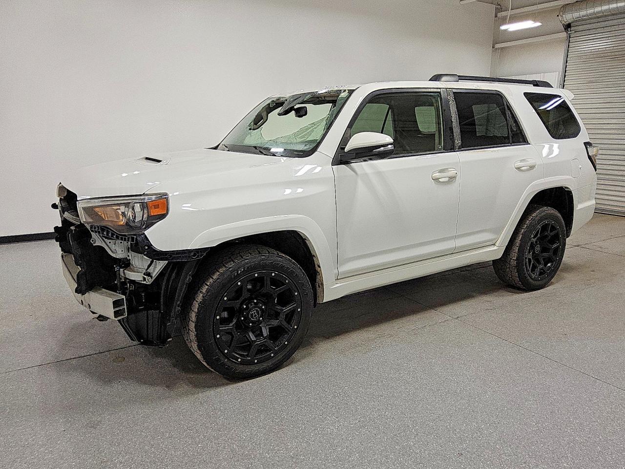 2022 TOYOTA 4RUNNER TRD SPORT