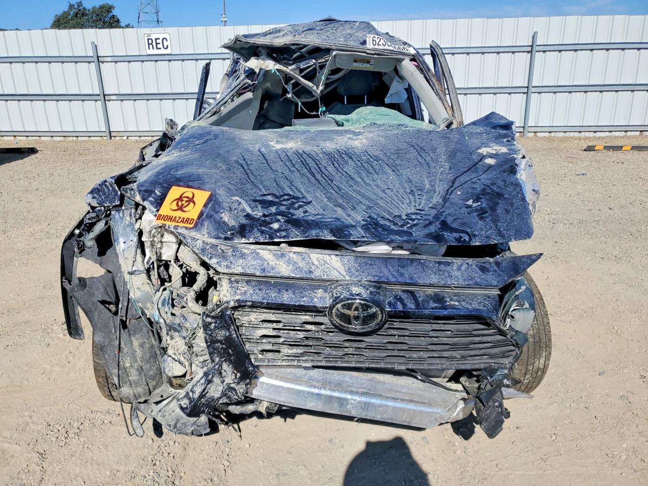 2025 TOYOTA RAV4 XLE PREMIUM — снимка 5