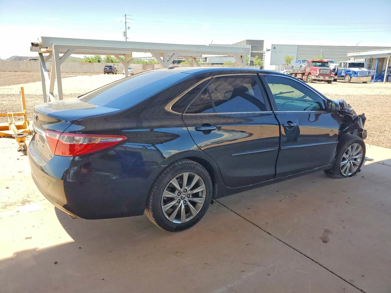 2015 TOYOTA CAMRY XLE — снимка 3