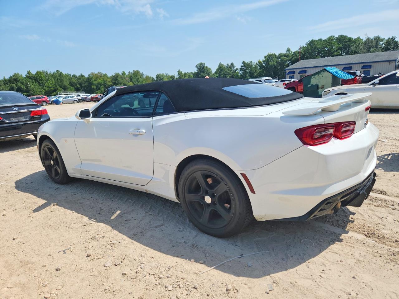 2019 CHEVROLET CAMARO LS — снимка 2