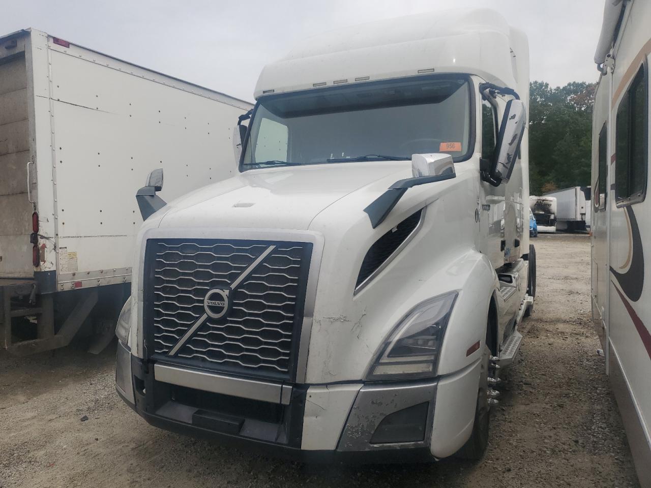 2019 VOLVO VN VNL — снимка 2