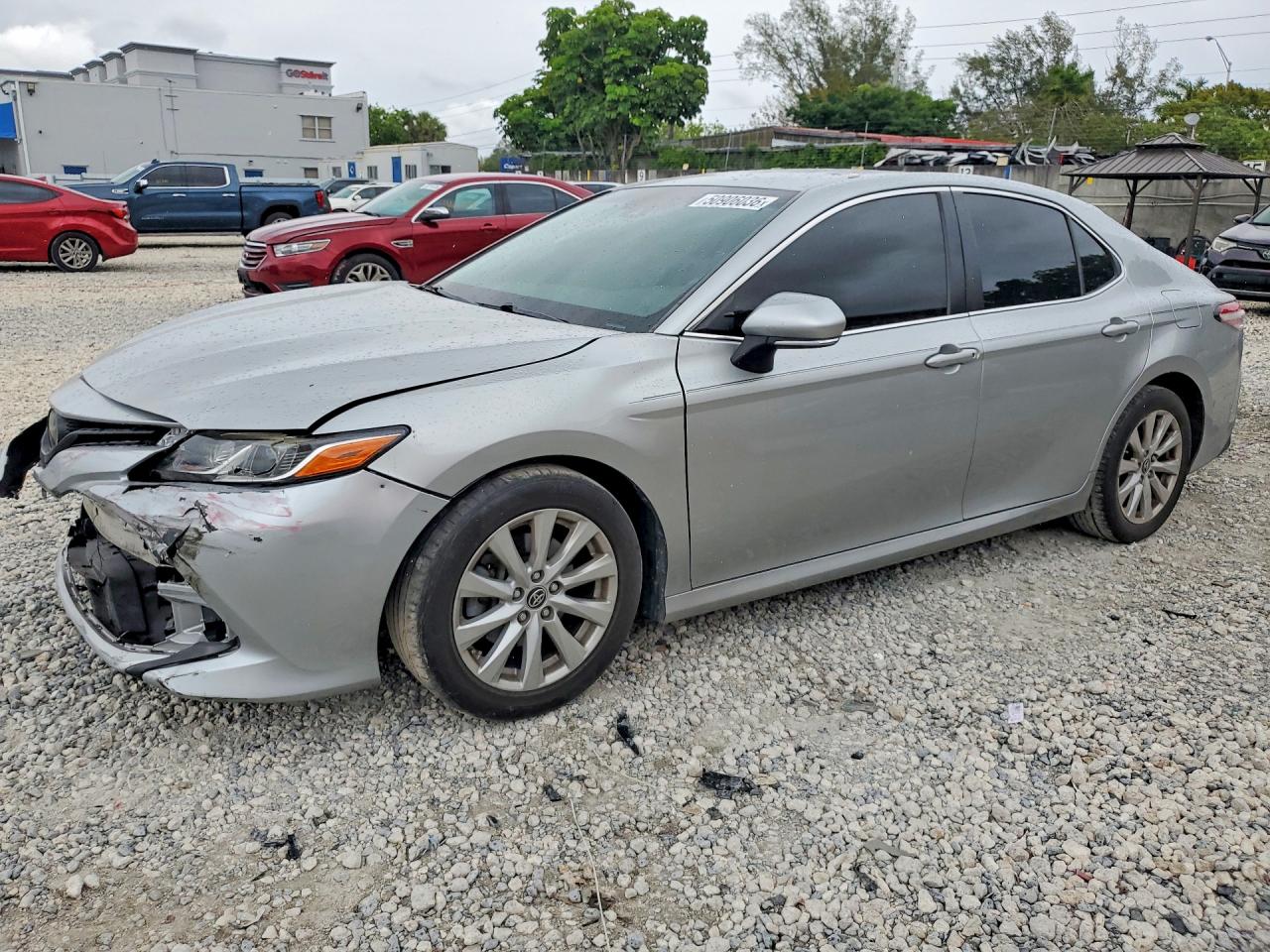 2018 TOYOTA CAMRY LE