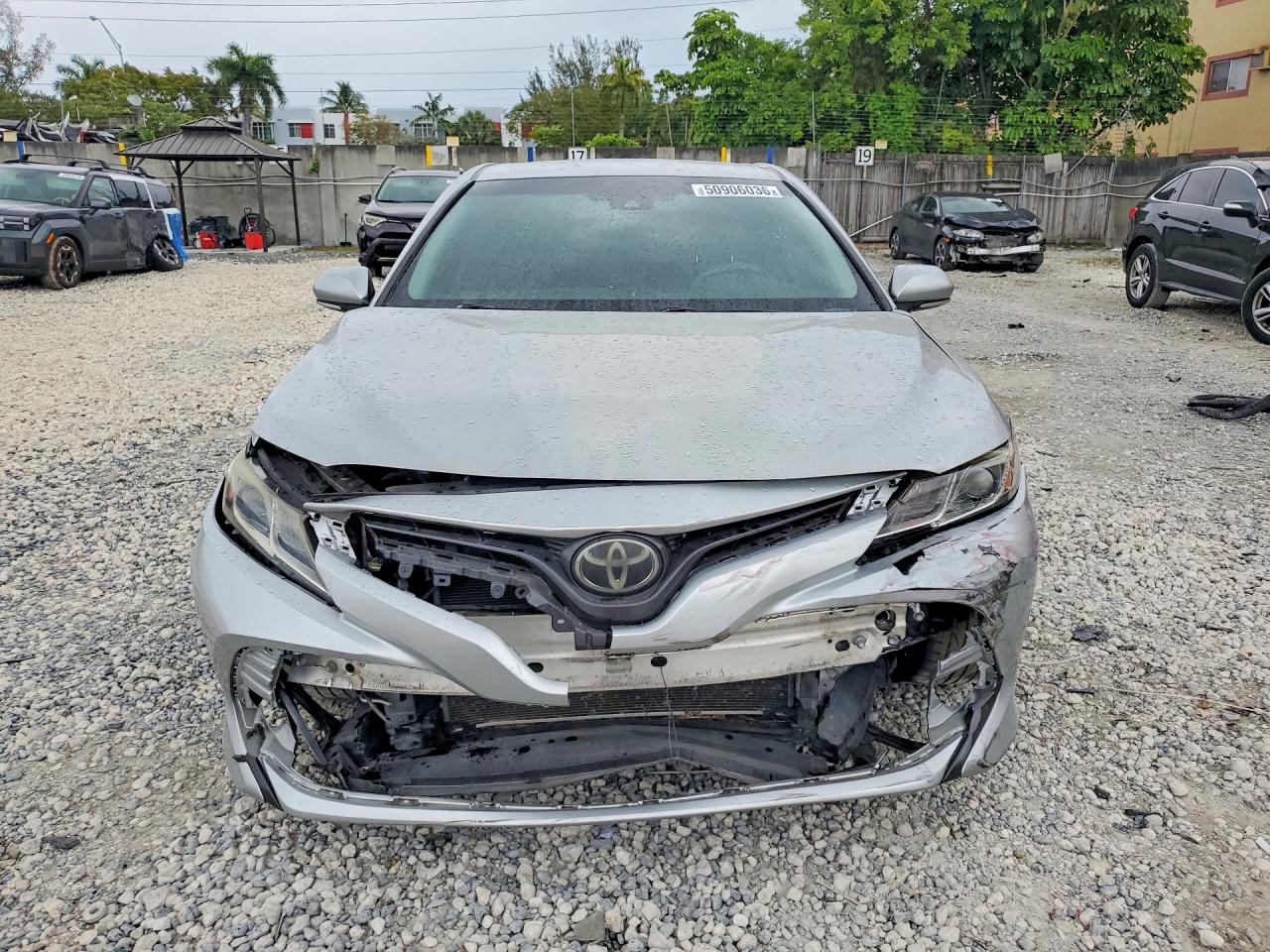 2018 TOYOTA CAMRY LE — снимка 5