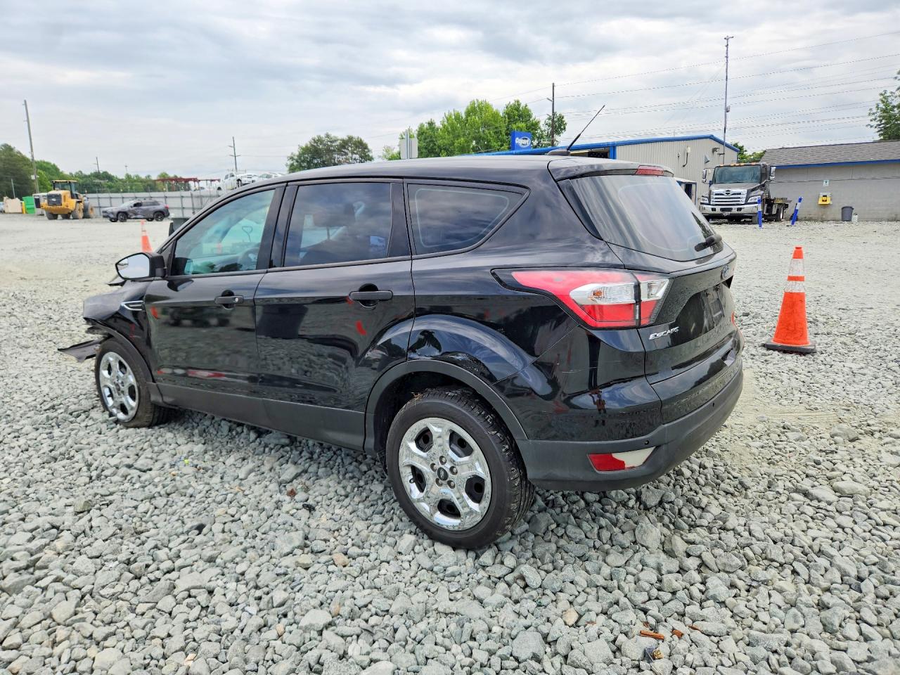2017 FORD ESCAPE S — снимка 2