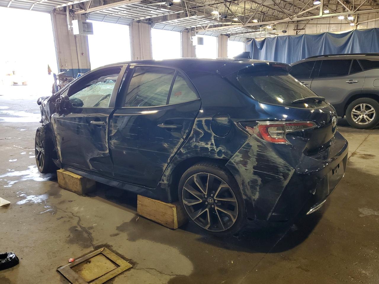 2019 TOYOTA COROLLA HATCHBACK XSE — снимка 2