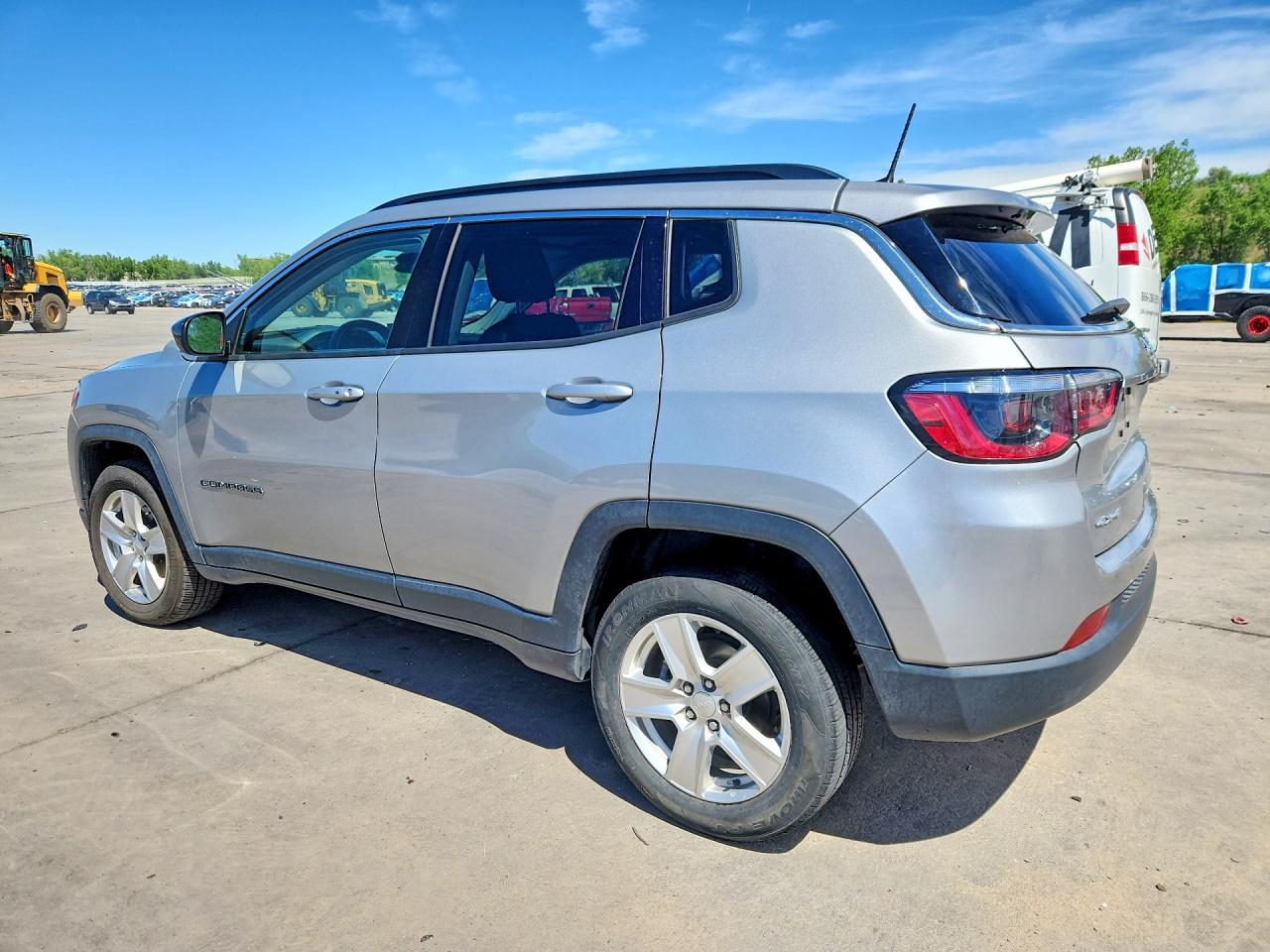 2022 JEEP COMPASS LATITUDE — снимка 2