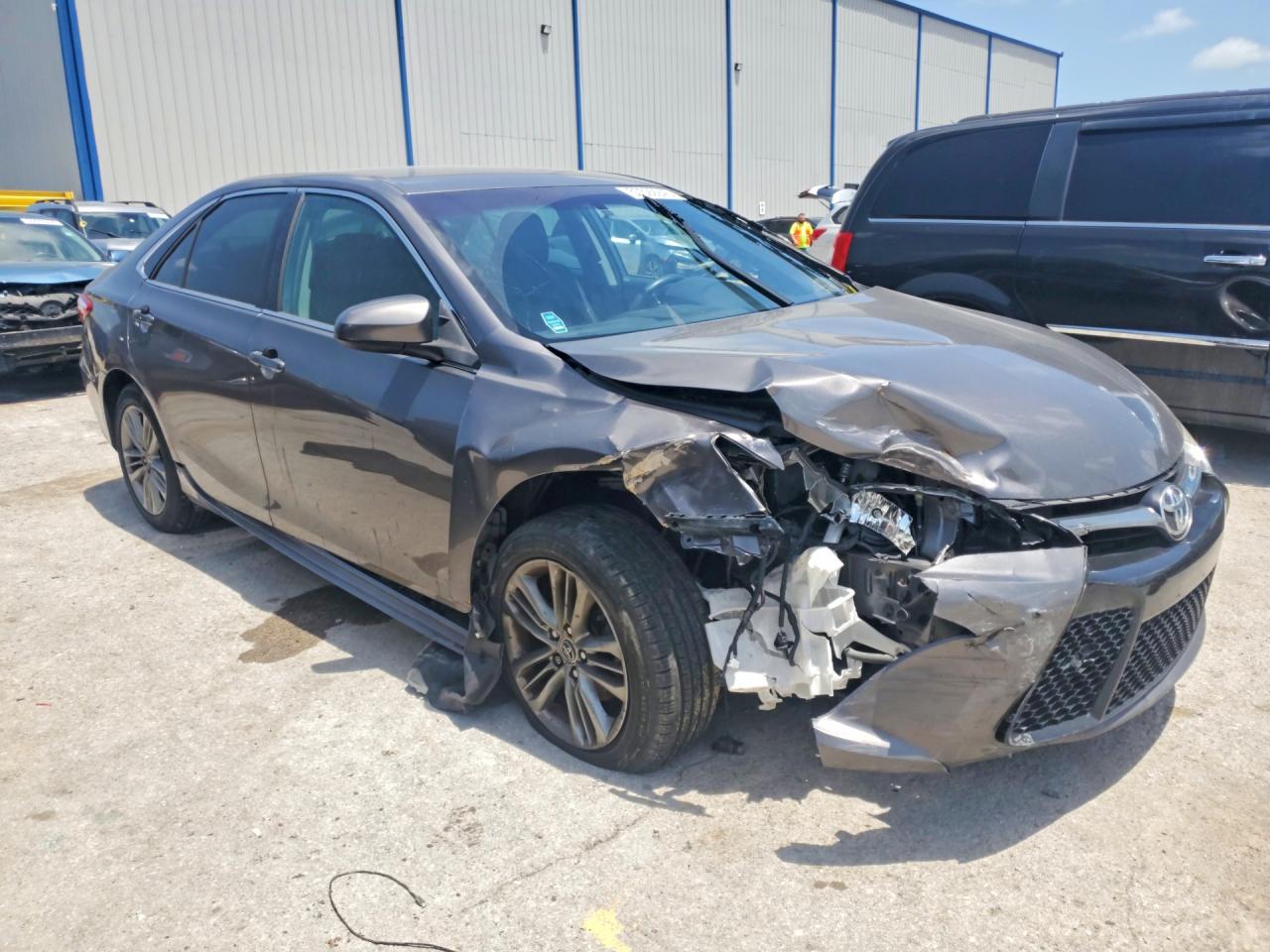 2016 TOYOTA CAMRY SE — снимка 4