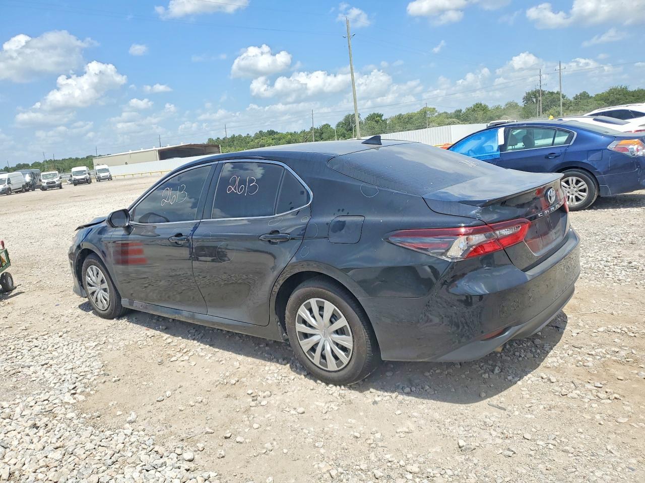 2023 TOYOTA CAMRY LE — снимка 2