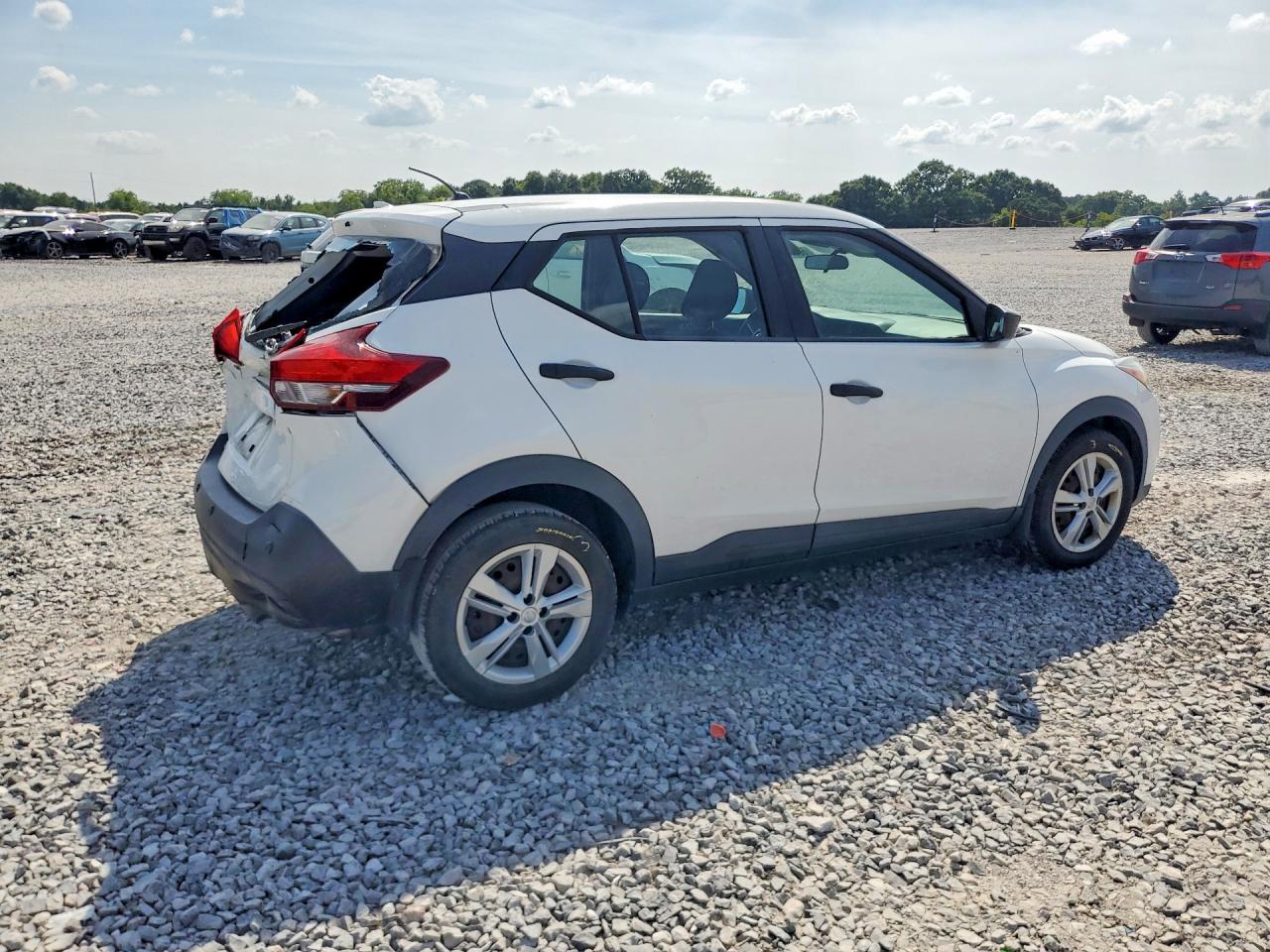 2020 NISSAN KICKS S — снимка 3