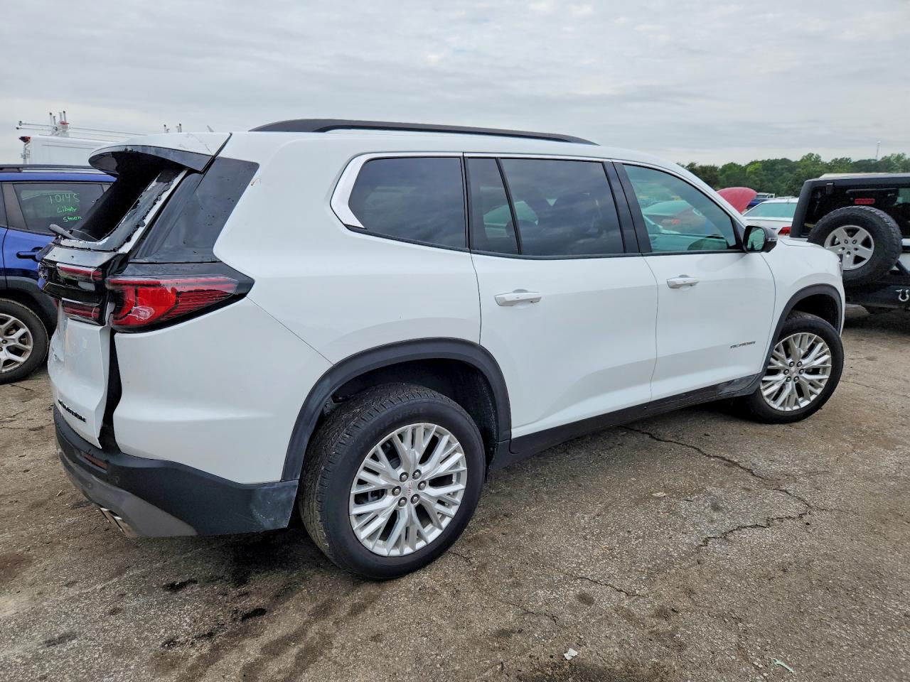2024 GMC ACADIA UPLEVEL — снимка 3