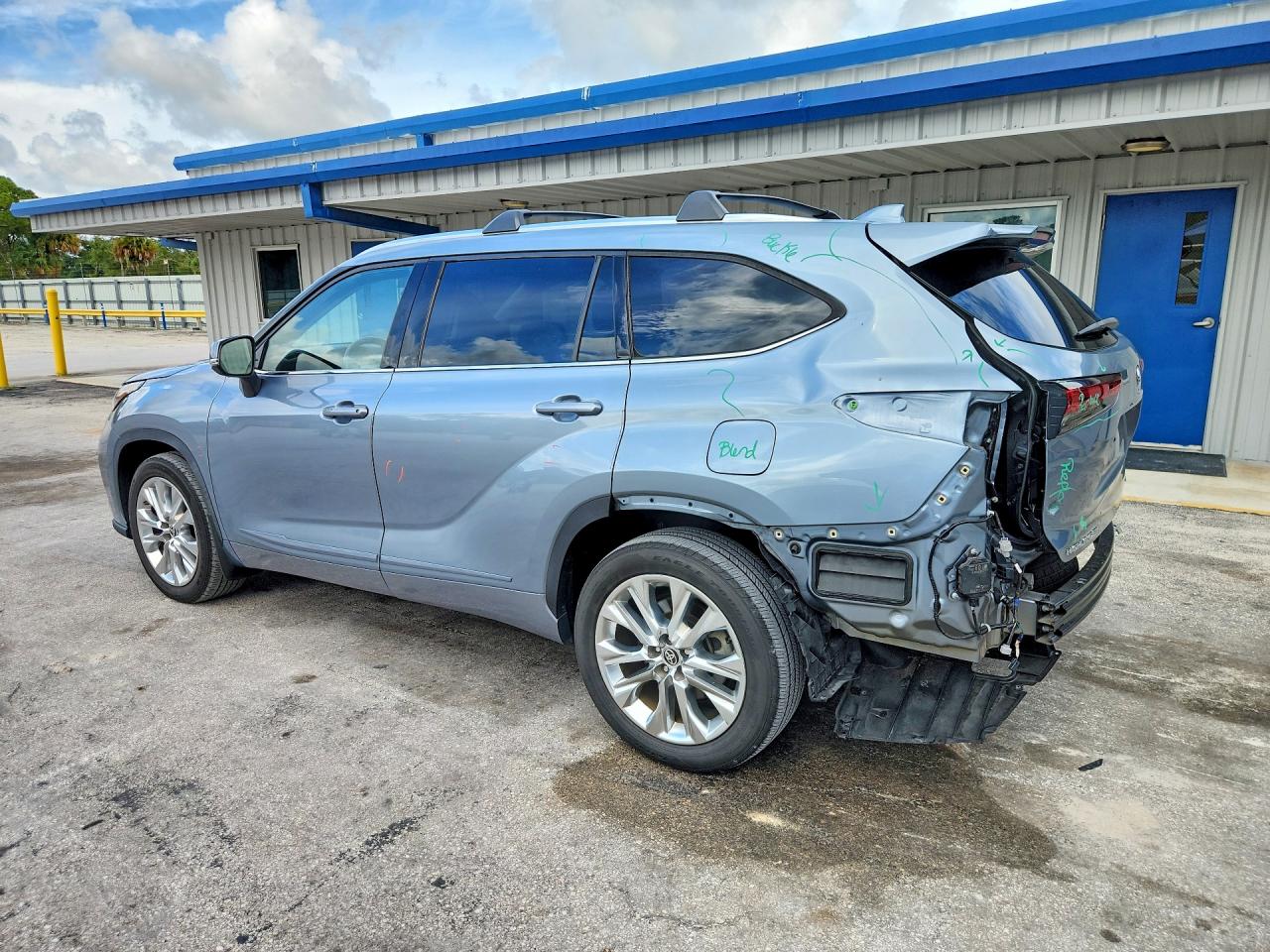 2020 TOYOTA HIGHLANDER LIMITED — снимка 2