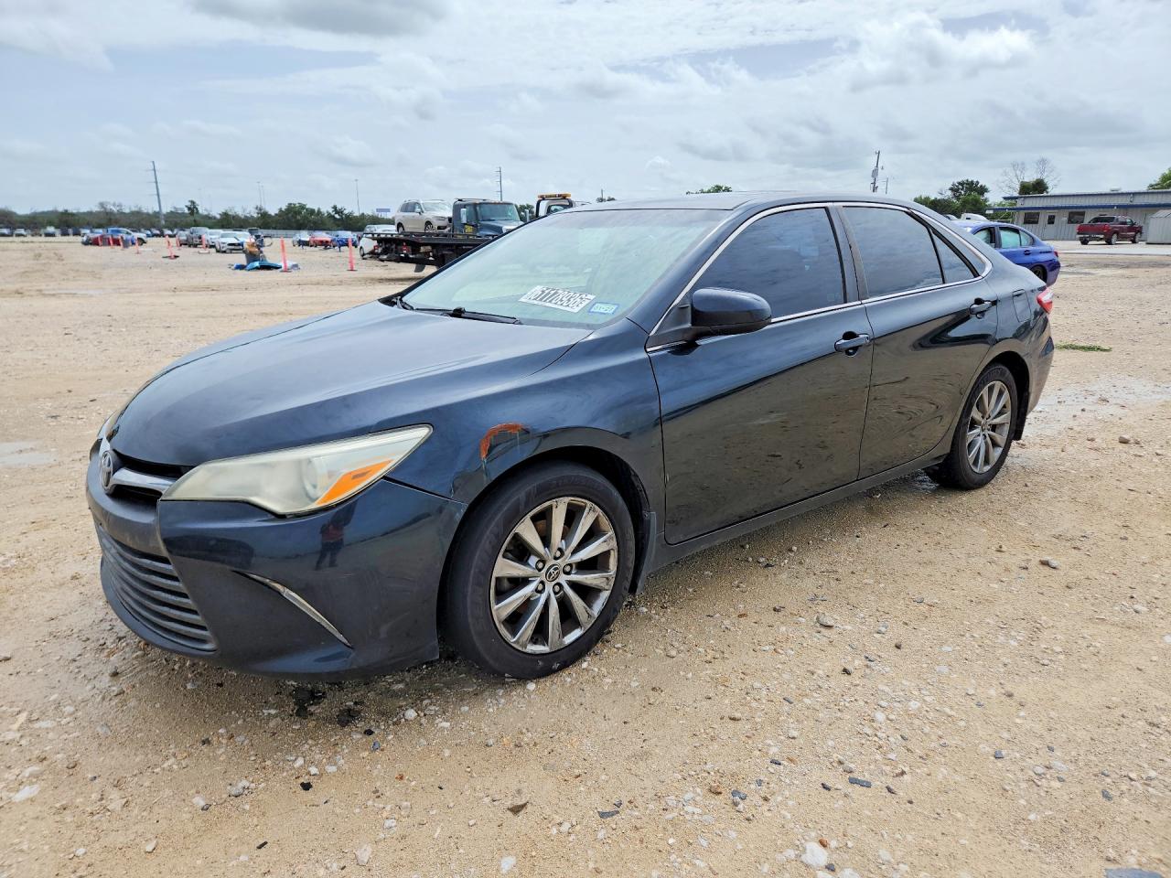 2015 TOYOTA CAMRY XLE