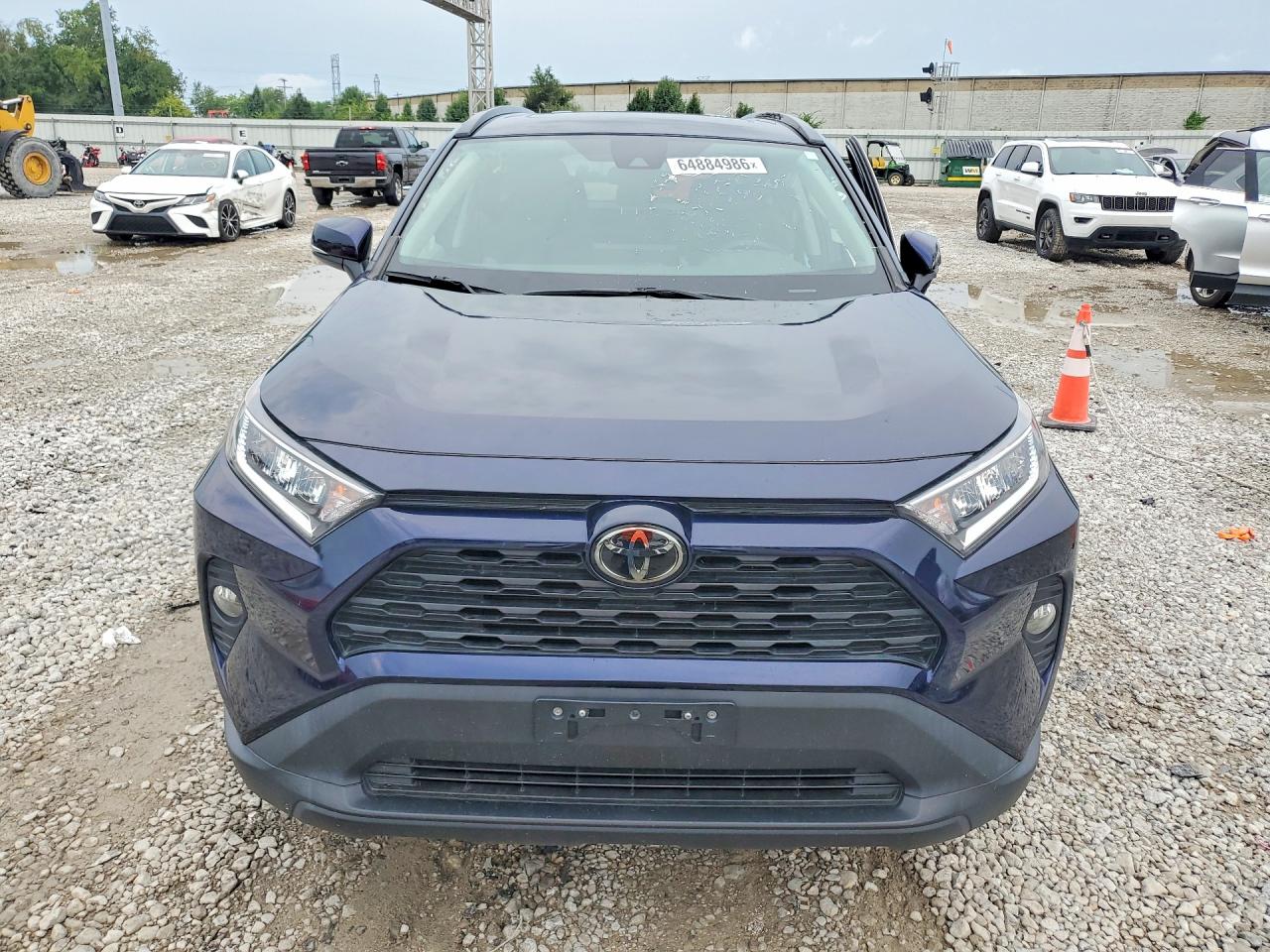 2019 TOYOTA RAV4 XLE — снимка 5