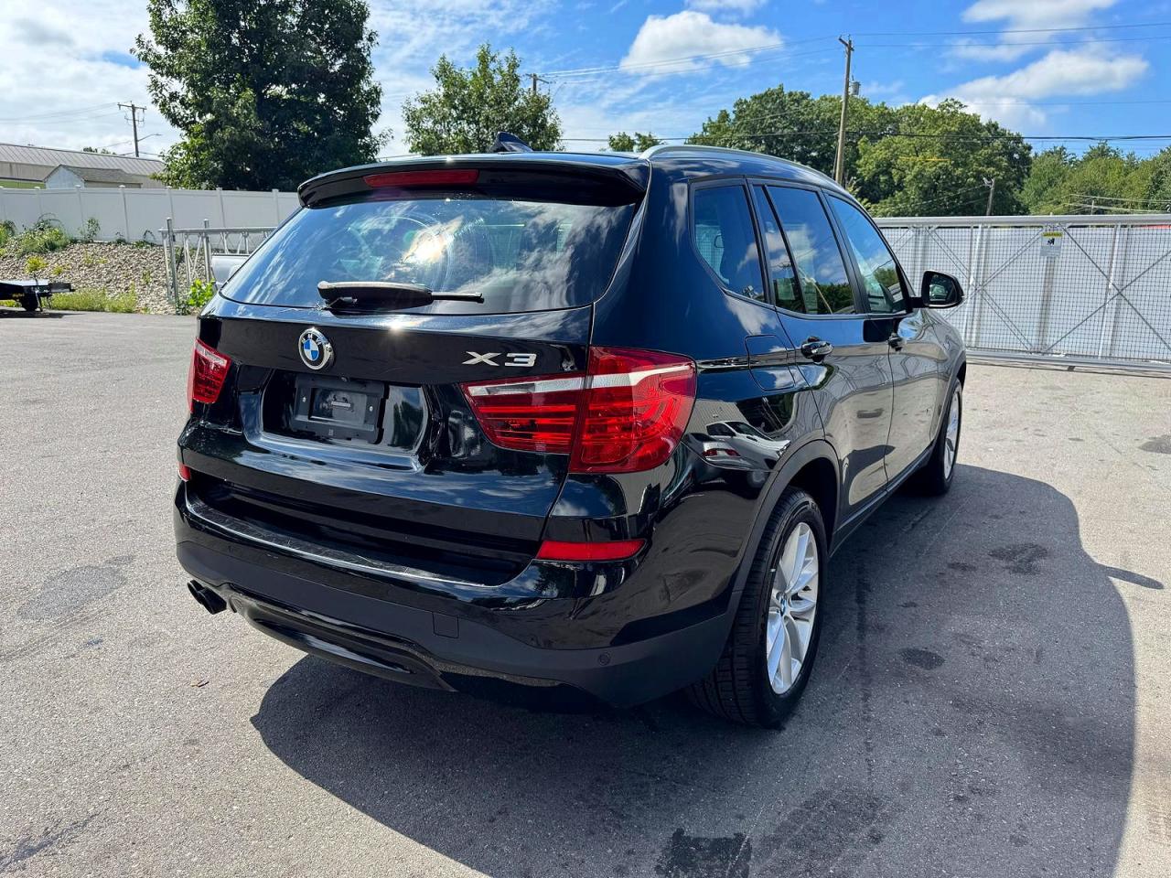 2017 BMW X3 XDRIVE28I — снимка 3