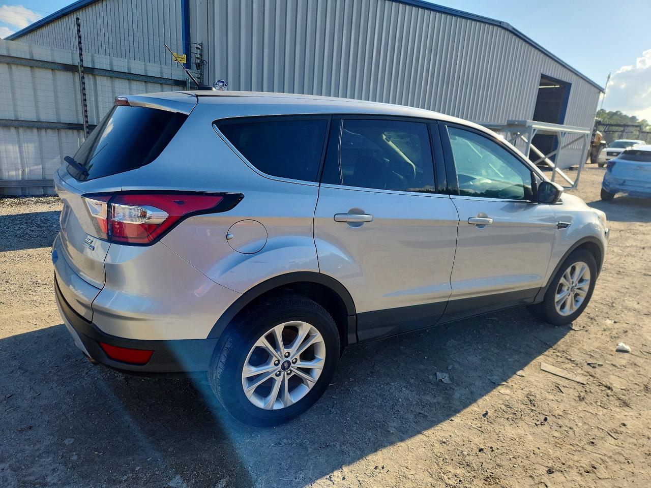 2017 FORD ESCAPE SE — снимка 3