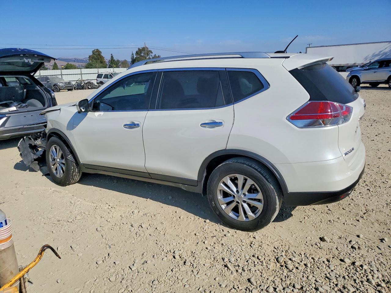 2016 NISSAN ROGUE SV — снимка 2
