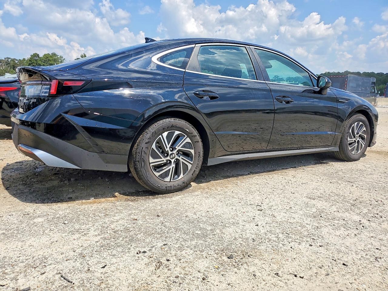 2026 HYUNDAI SONATA HYBRID BLUE — снимка 3